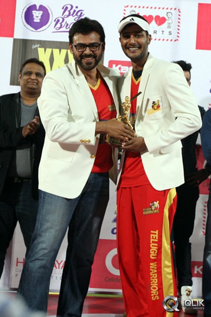 Telugu-Warriors-vs-Chennai-Rhinos-Final-Match-Photos